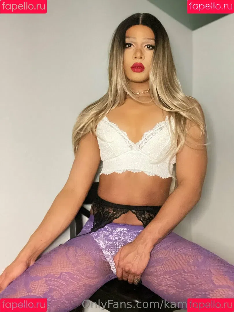 kambuchaof Onlyfans Photo Gallery 