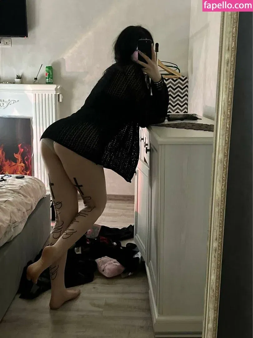 Etherealgothique Onlyfans Photo Gallery 