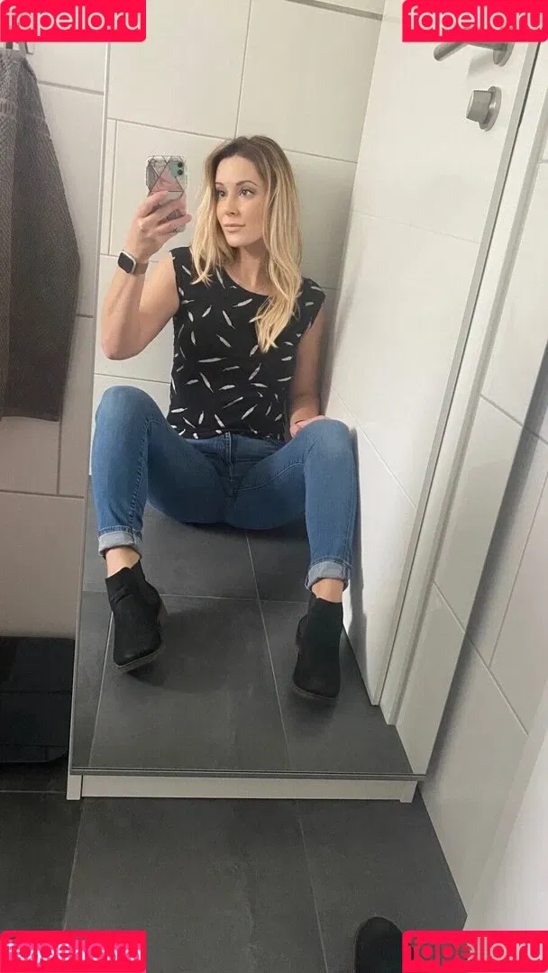 Lilly-loves-you Onlyfans Photo Gallery 