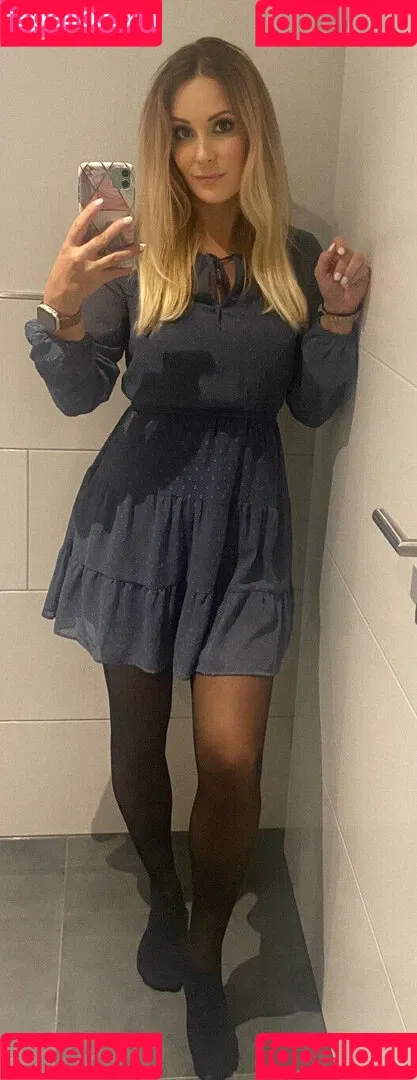 Lilly-loves-you Onlyfans Photo Gallery 