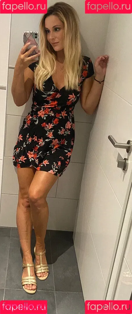 Lilly-loves-you Onlyfans Photo Gallery 