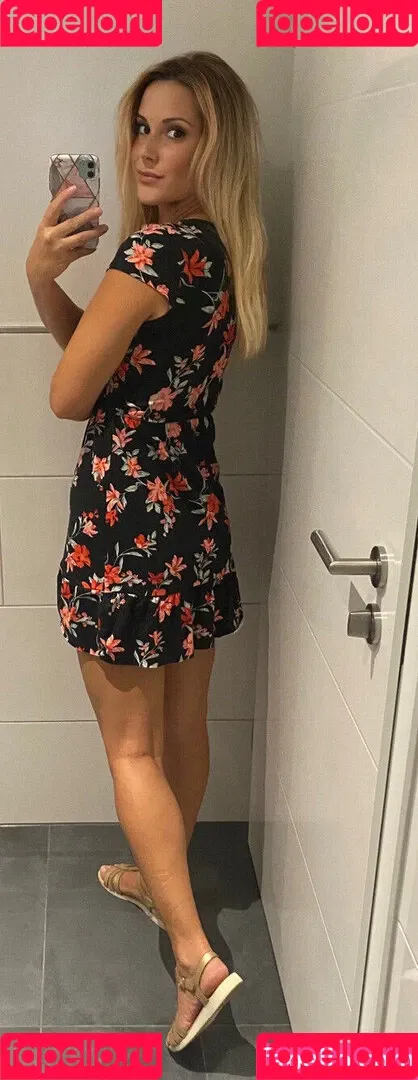 Lilly-loves-you Onlyfans Photo Gallery 