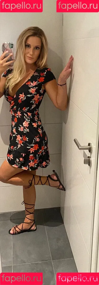Lilly-loves-you Onlyfans Photo Gallery 