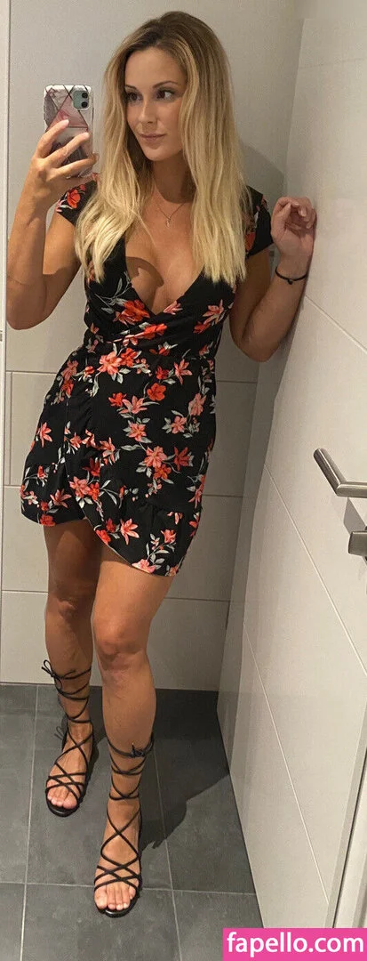 Lilly-loves-you Onlyfans Photo Gallery 