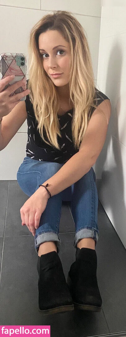 Lilly-loves-you Onlyfans Photo Gallery 