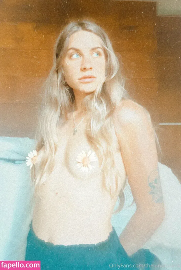 thedakotalyn Onlyfans Photo Gallery 