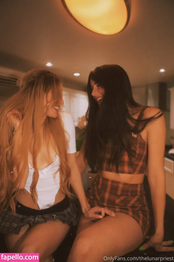 thedakotalyn Onlyfans Photo Gallery 