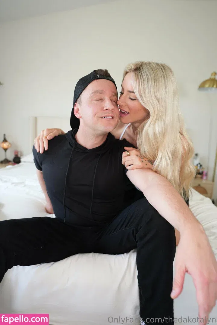 thedakotalyn Onlyfans Photo Gallery 