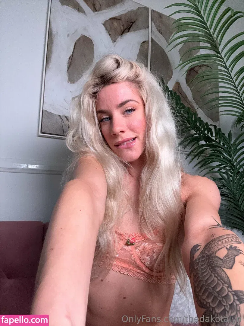thedakotalyn Onlyfans Photo Gallery 