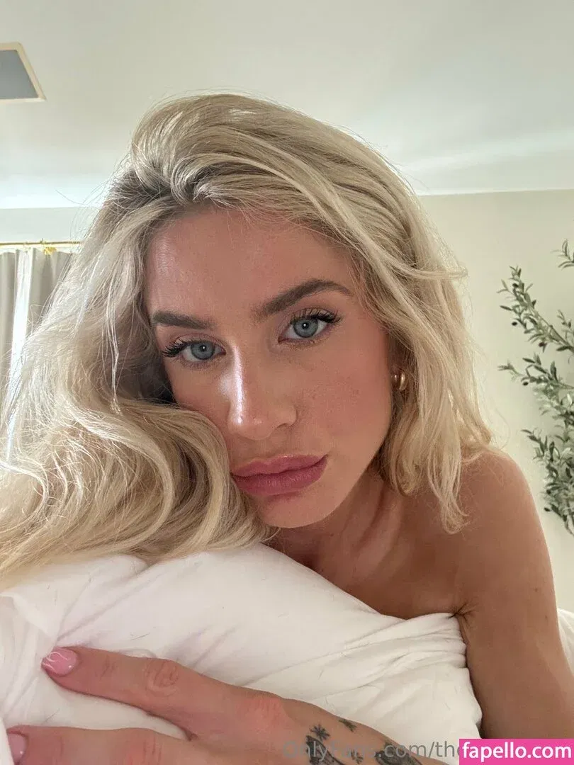 thedakotalyn Onlyfans Photo Gallery 