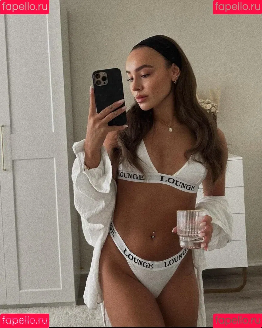 Margarita (Maddy) Nigmatullin Onlyfans Photo Gallery 