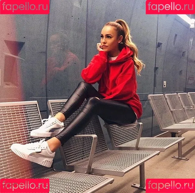 Margarita (Maddy) Nigmatullin Onlyfans Photo Gallery 