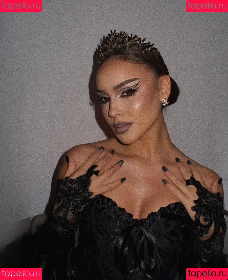 Margarita (Maddy) Nigmatullin Onlyfans Photo Gallery 