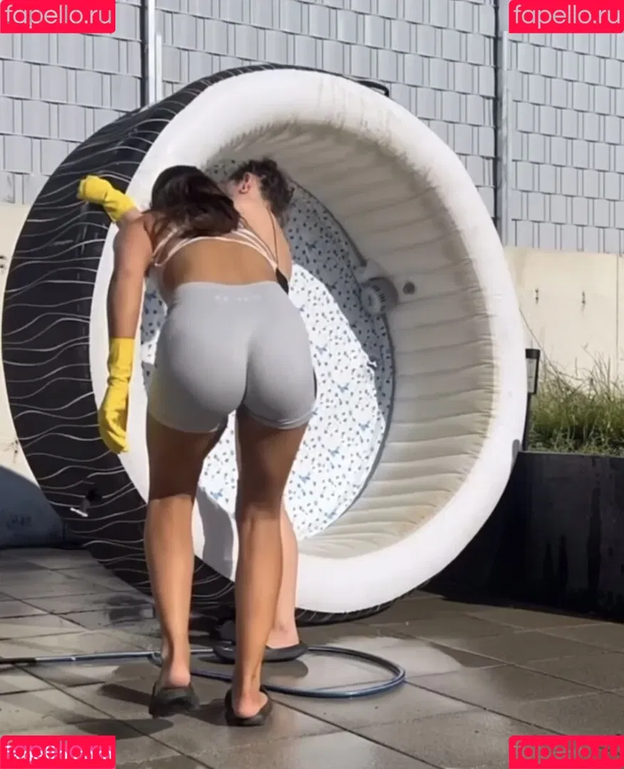 Margarita (Maddy) Nigmatullin Onlyfans Photo Gallery 