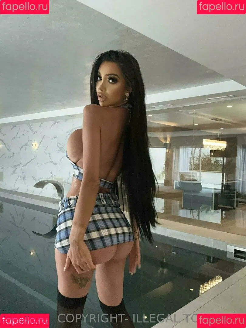 chloekhan Onlyfans Photo Gallery 