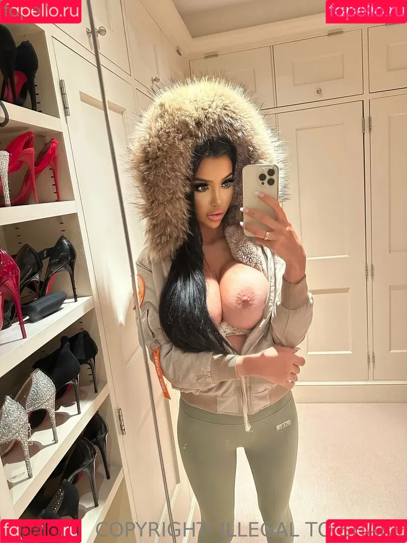 chloekhan Onlyfans Photo Gallery 