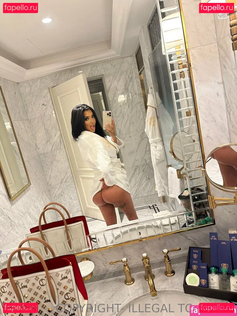 chloekhan Onlyfans Photo Gallery 