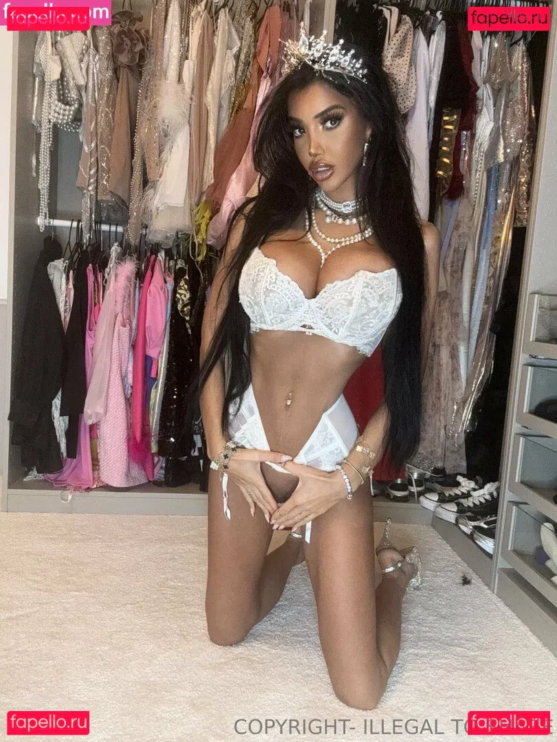 chloekhan Onlyfans Photo Gallery 