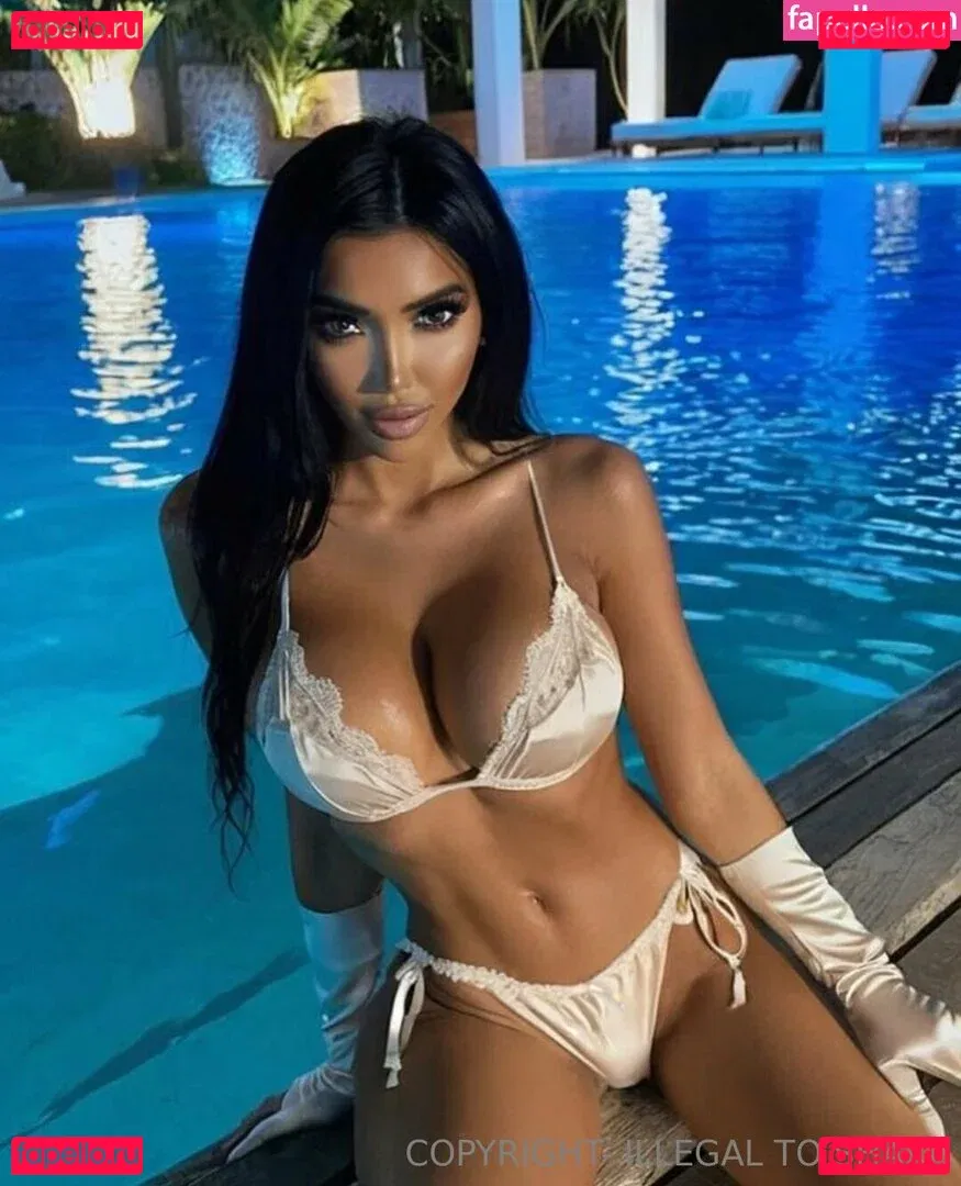 chloekhan Onlyfans Photo Gallery 