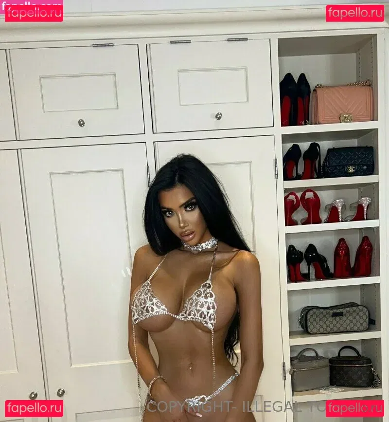 chloekhan Onlyfans Photo Gallery 