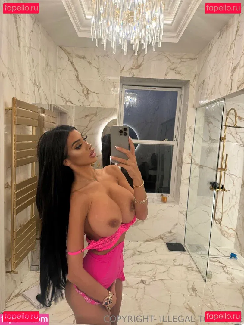 chloekhan Onlyfans Photo Gallery 