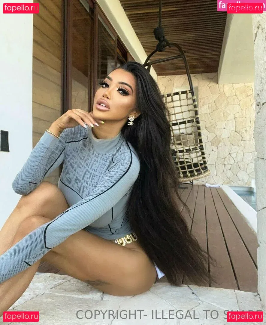 chloekhan Onlyfans Photo Gallery 