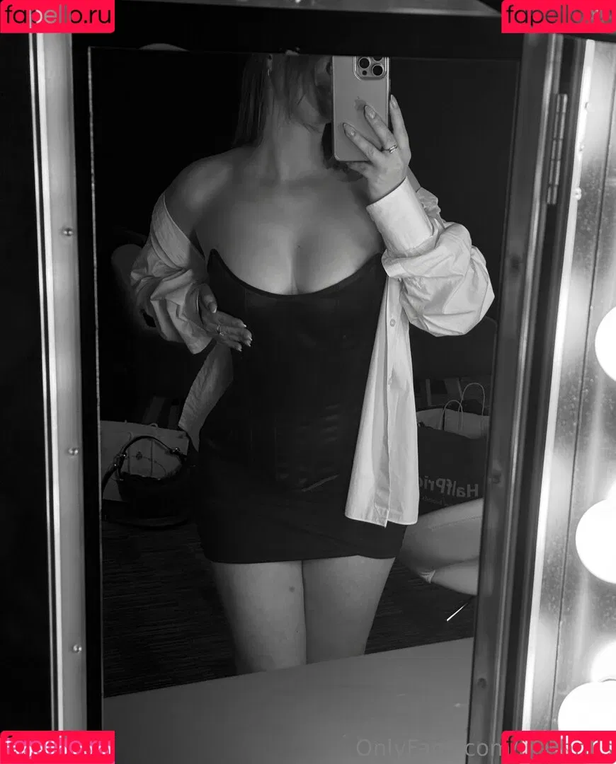 lilathrills Onlyfans Photo Gallery 