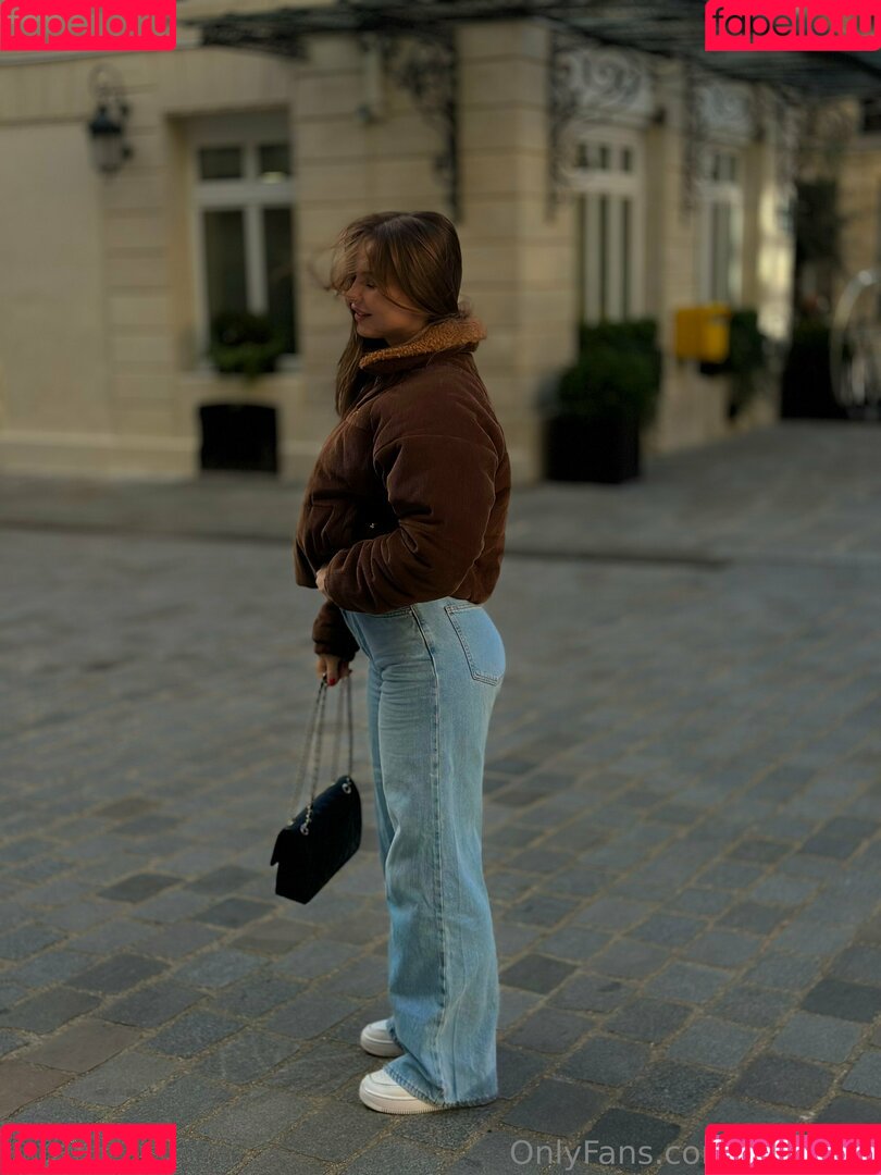 lilathrills Onlyfans Photo Gallery 