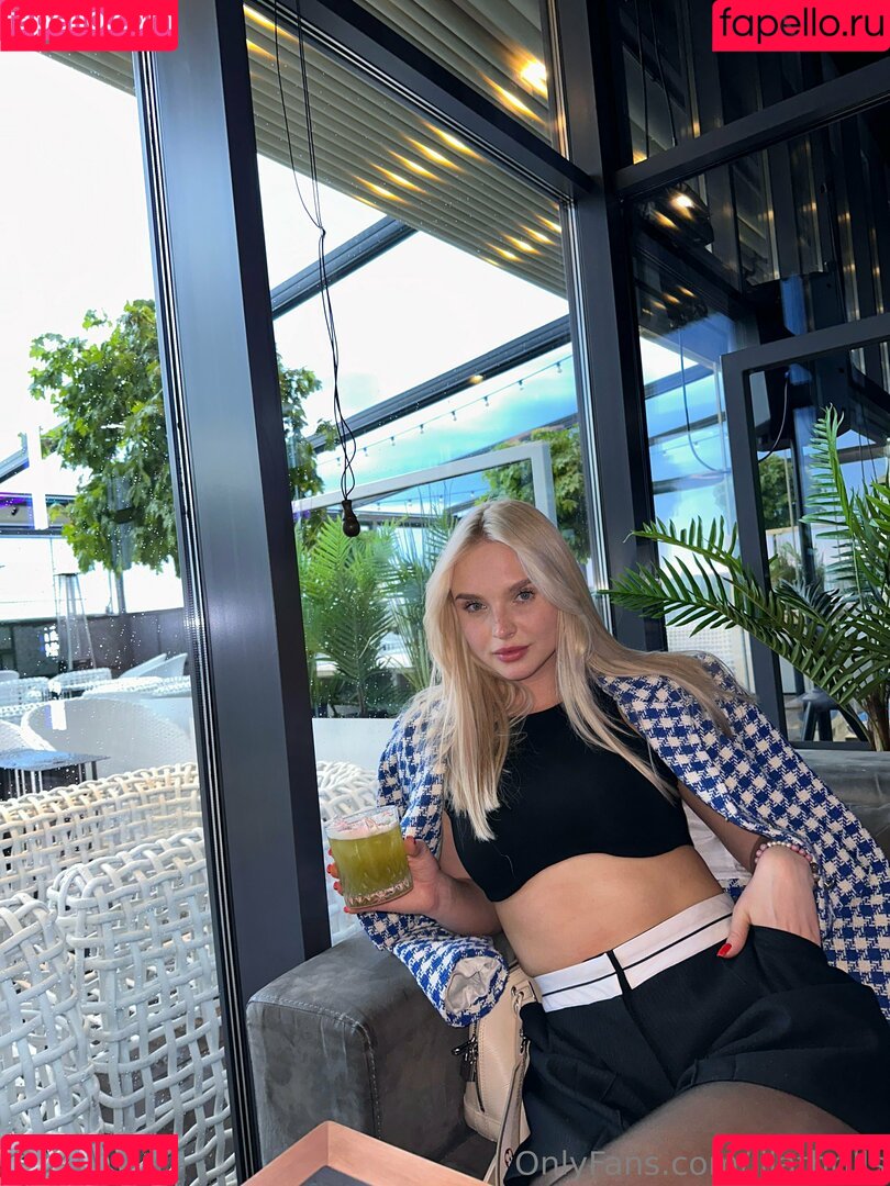 lilathrills Onlyfans Photo Gallery 