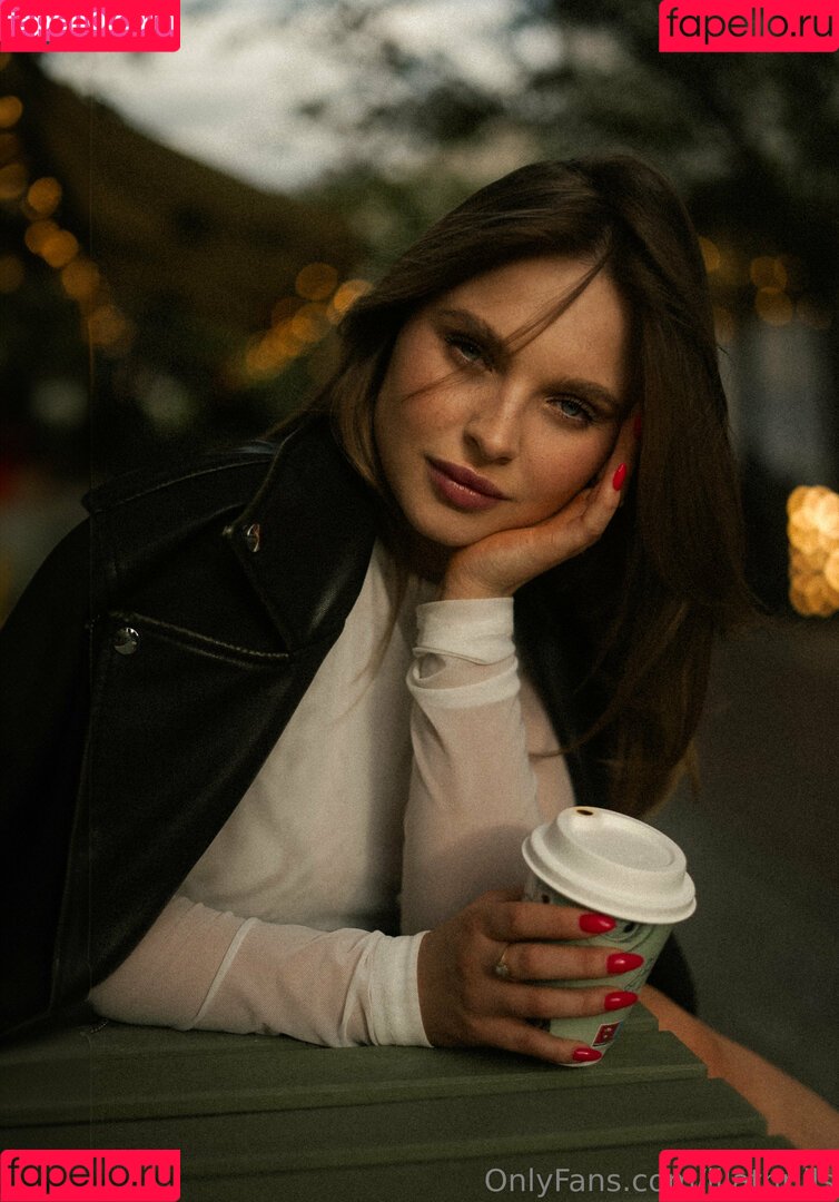 lilathrills Onlyfans Photo Gallery 