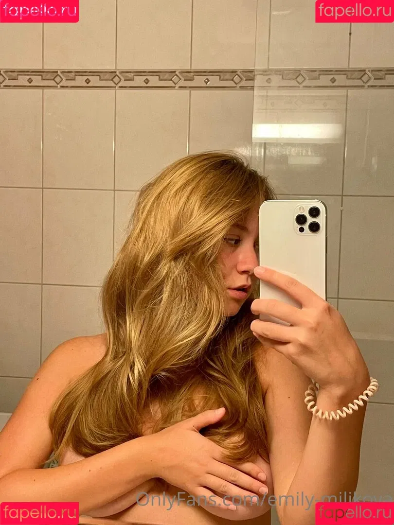 emmimilli Onlyfans Photo Gallery 