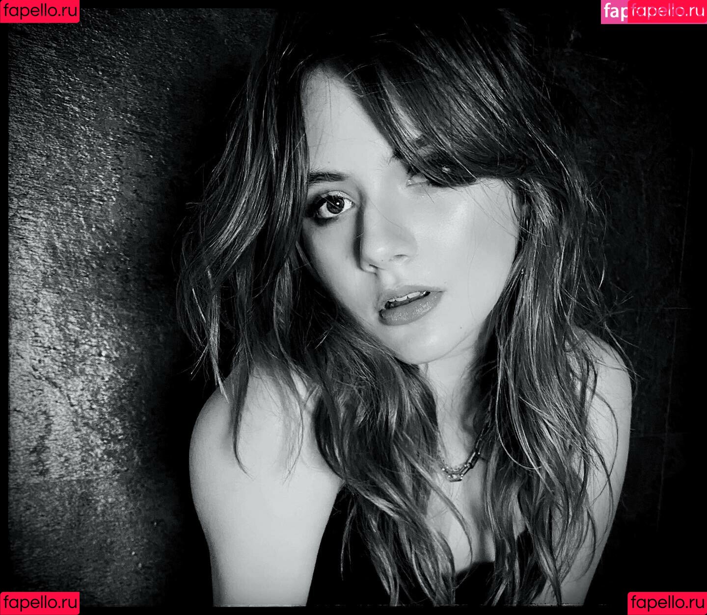 emmimilli Onlyfans Photo Gallery 