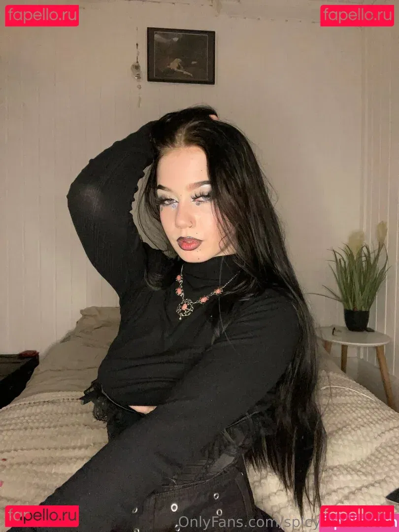 spicynoodle666 Onlyfans Photo Gallery 