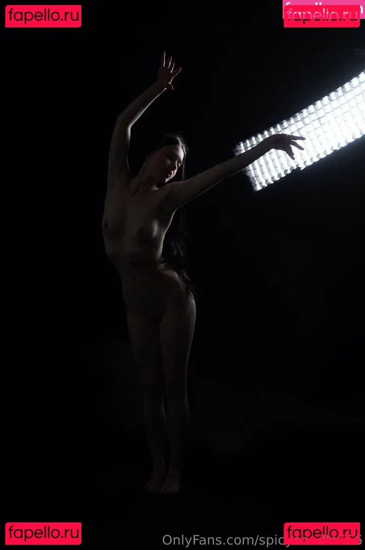 spicynoodle666 Onlyfans Photo Gallery 