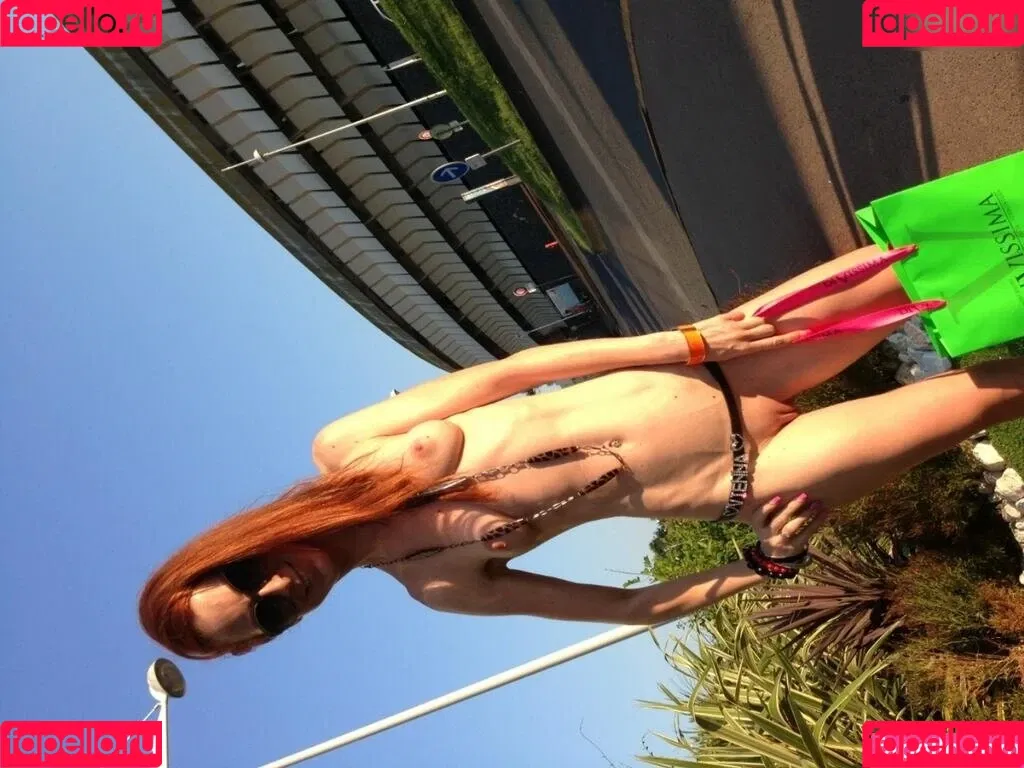 Vienna Love Onlyfans Photo Gallery 