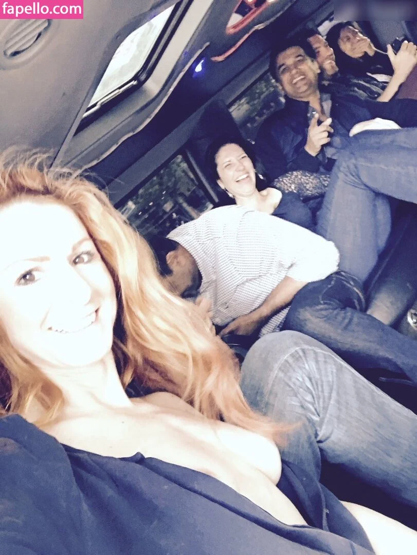 Vienna Love Onlyfans Photo Gallery 