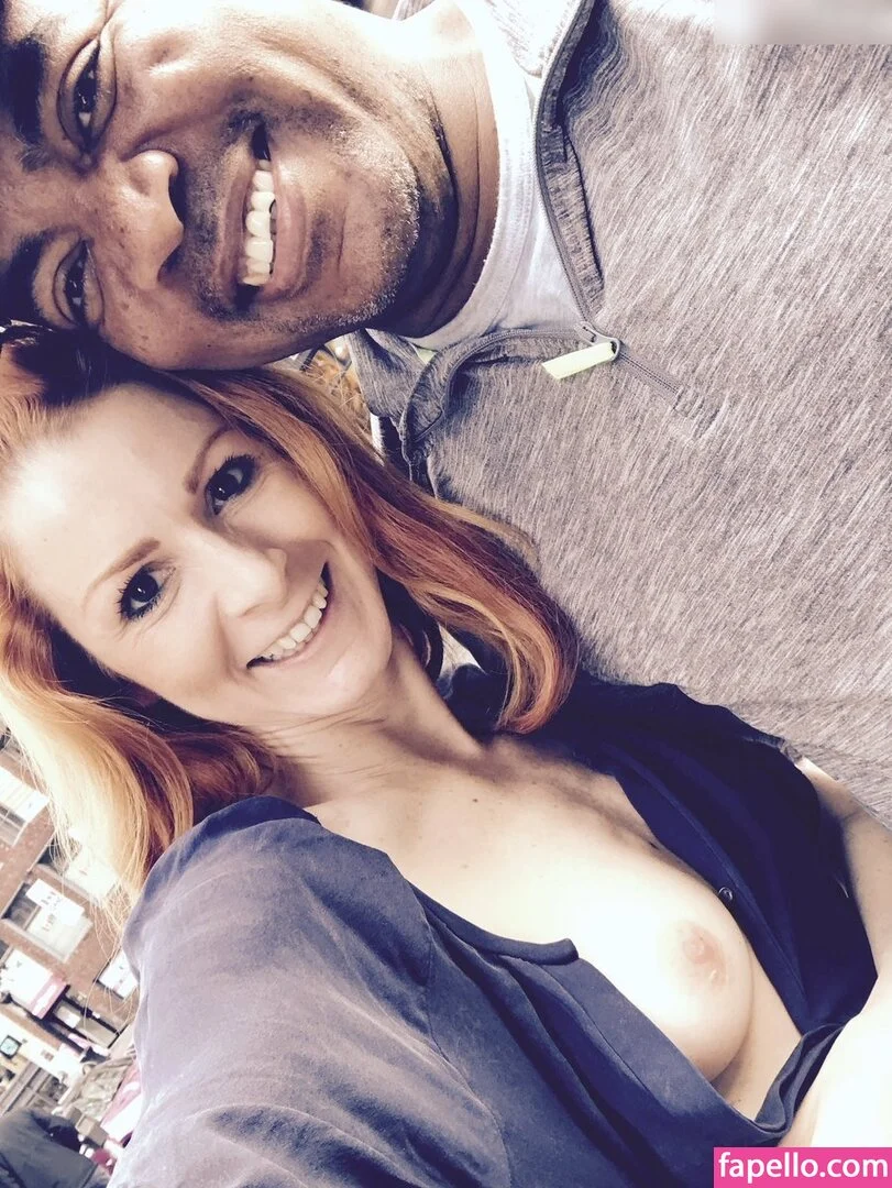 Vienna Love Onlyfans Photo Gallery 