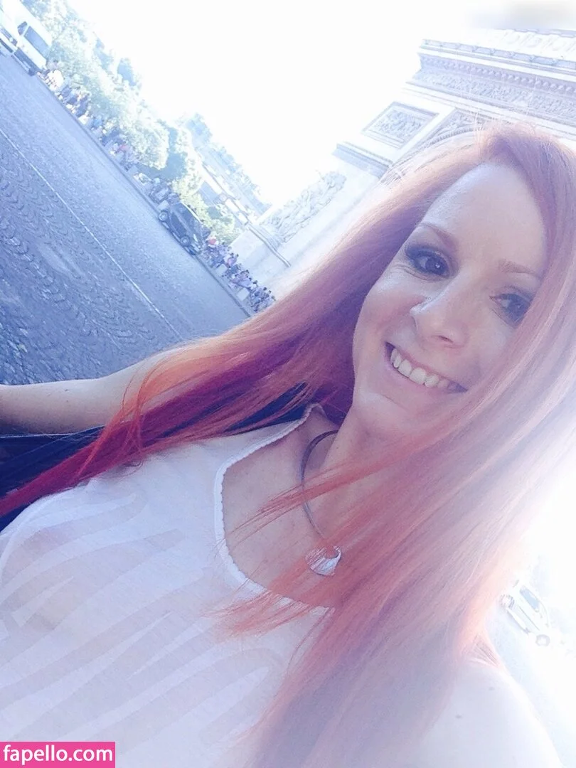 Vienna Love Onlyfans Photo Gallery 