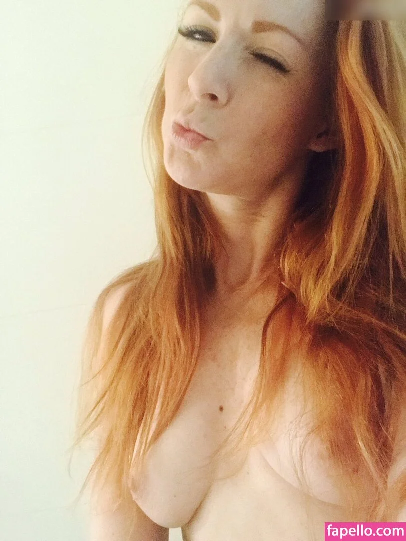 Vienna Love Onlyfans Photo Gallery 