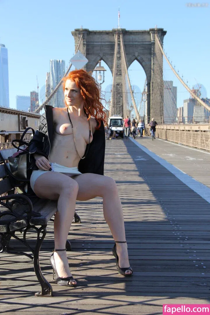 Vienna Love Onlyfans Photo Gallery 