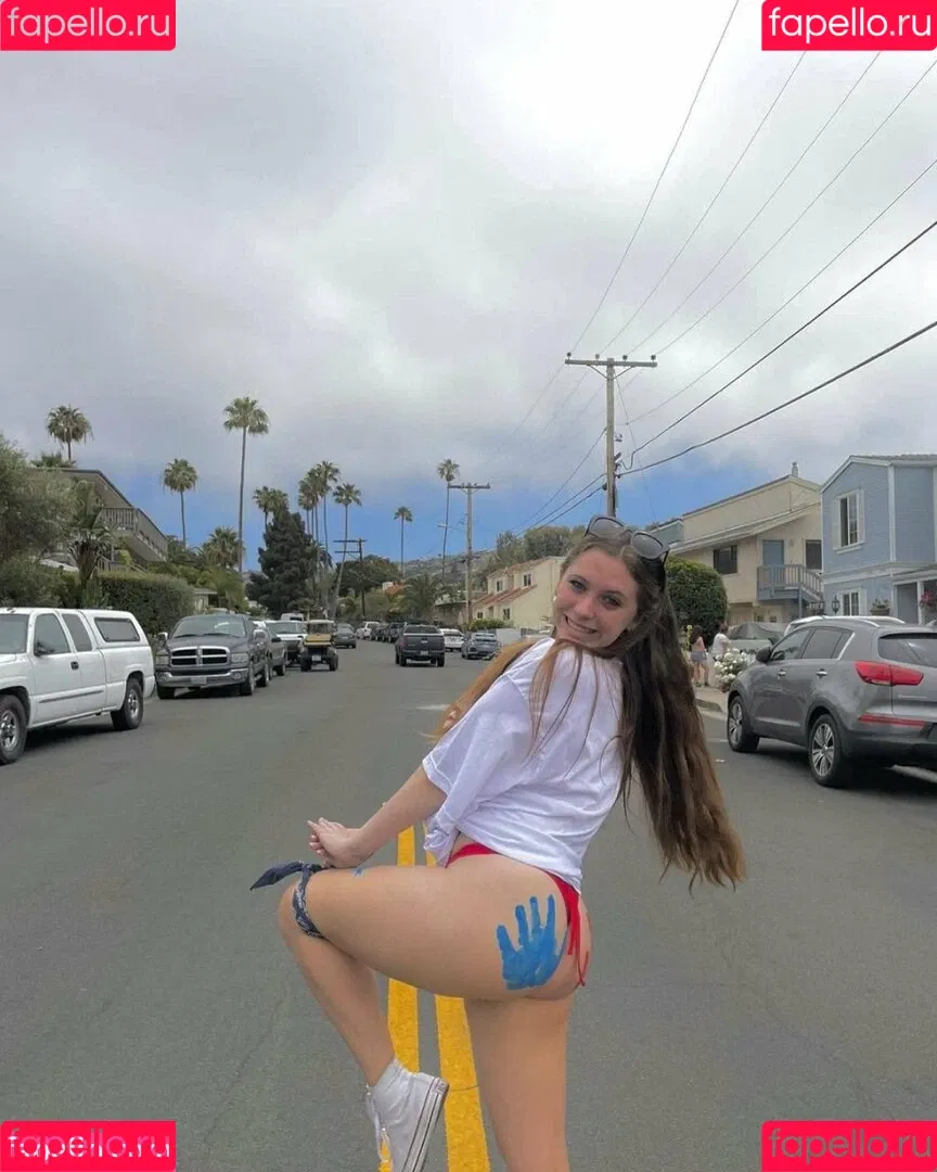 Lily P Onlyfans Photo Gallery 