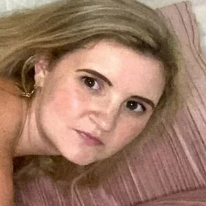 BeaCullen Onlyfans Photo Gallery 