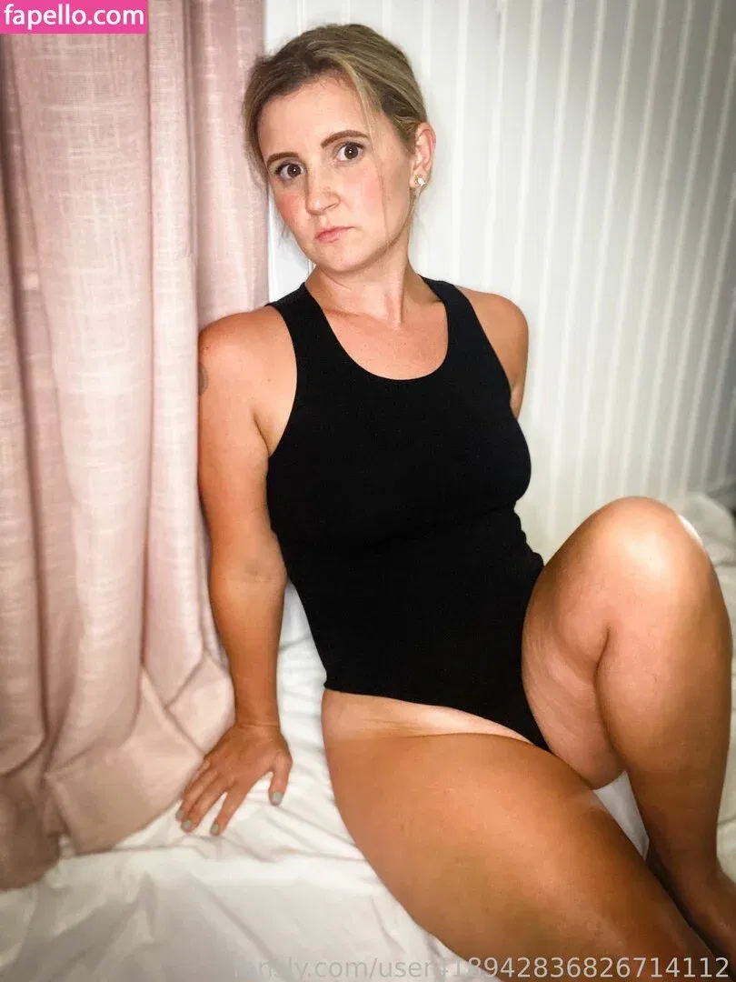 BeaCullen Onlyfans Photo Gallery 