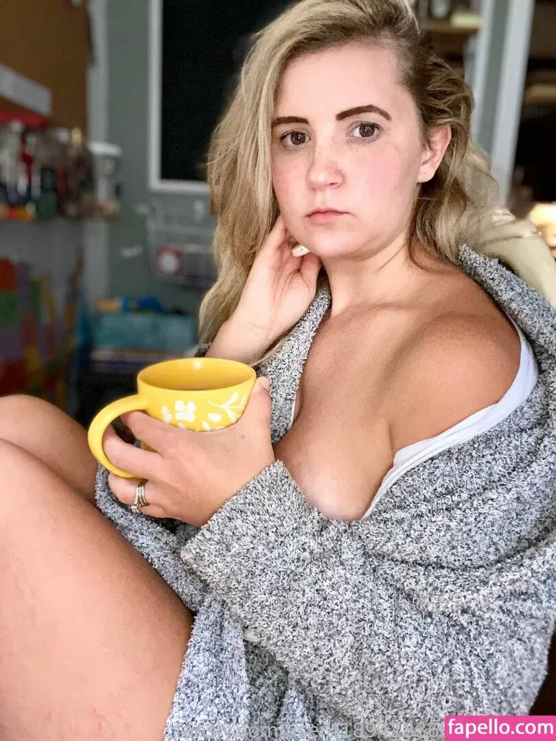 BeaCullen Onlyfans Photo Gallery 