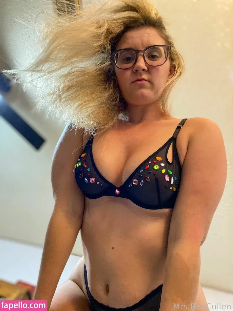 BeaCullen Onlyfans Photo Gallery 