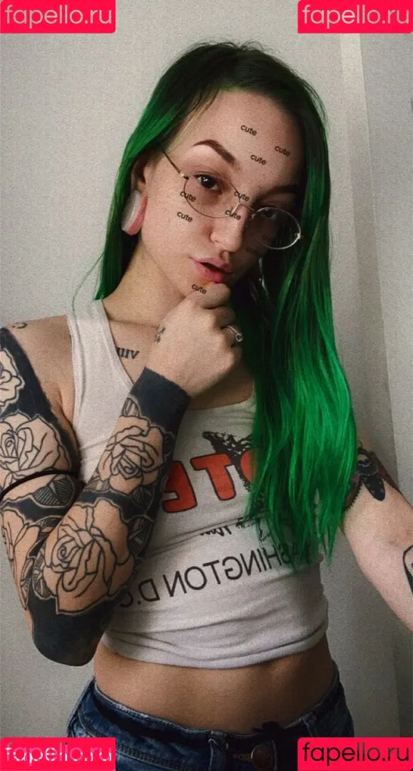 Babyzoli Onlyfans Photo Gallery 