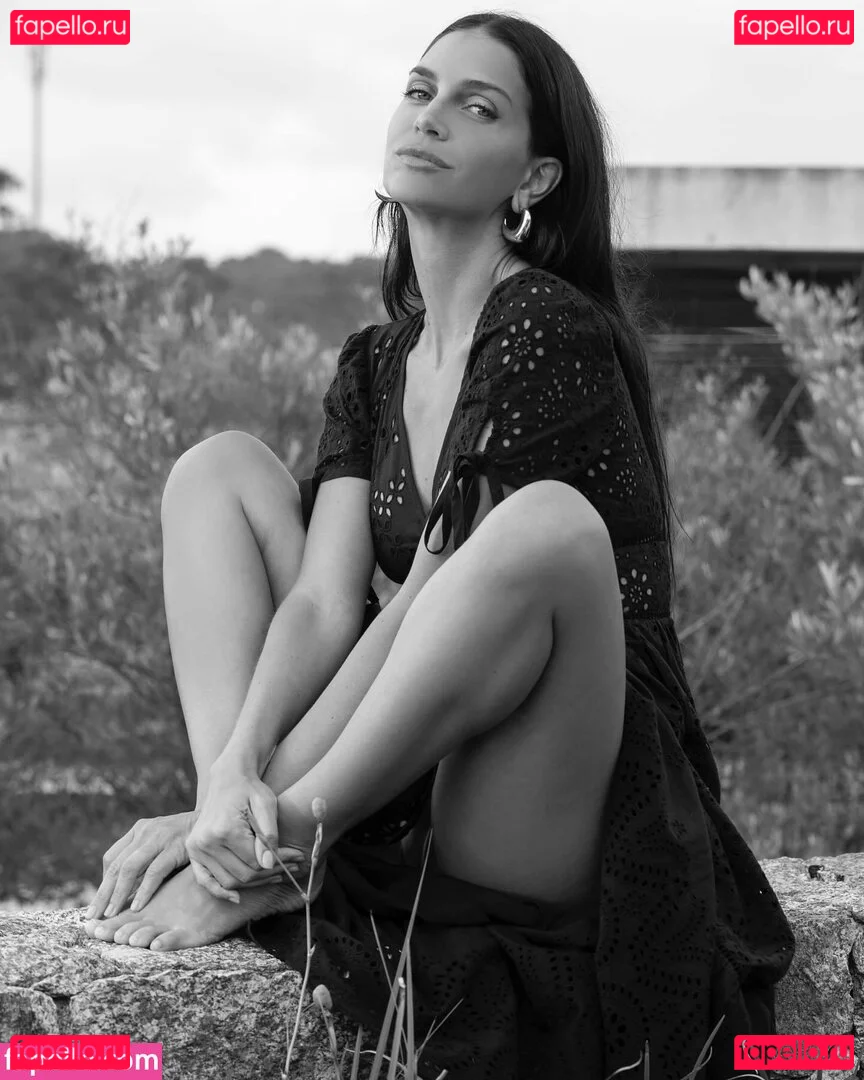 Zaira Nara Onlyfans Photo Gallery 