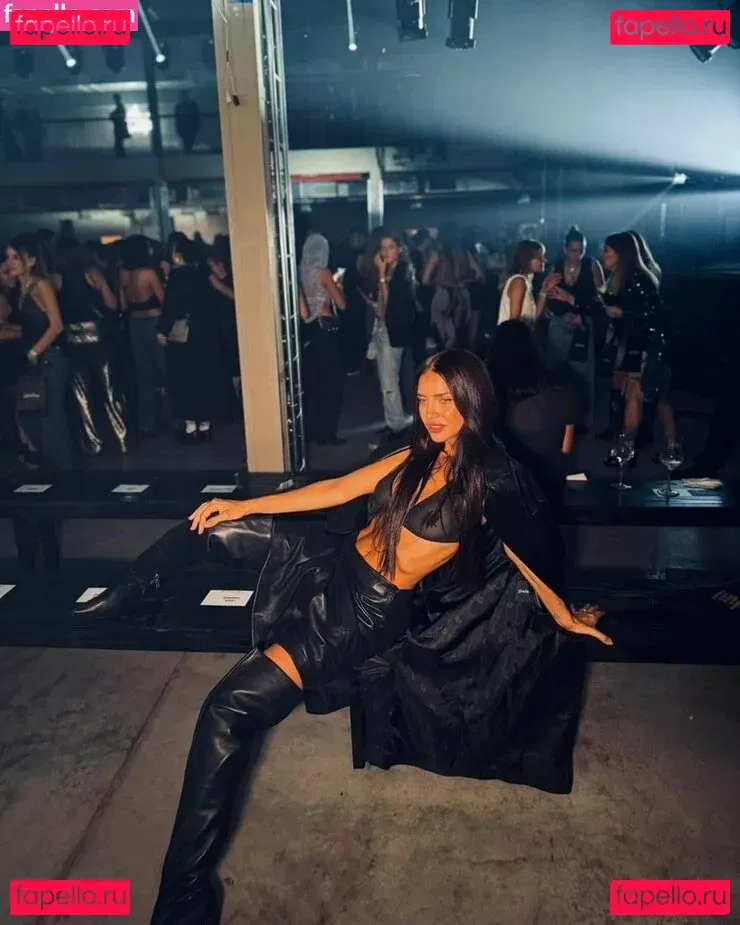 Zaira Nara Onlyfans Photo Gallery 