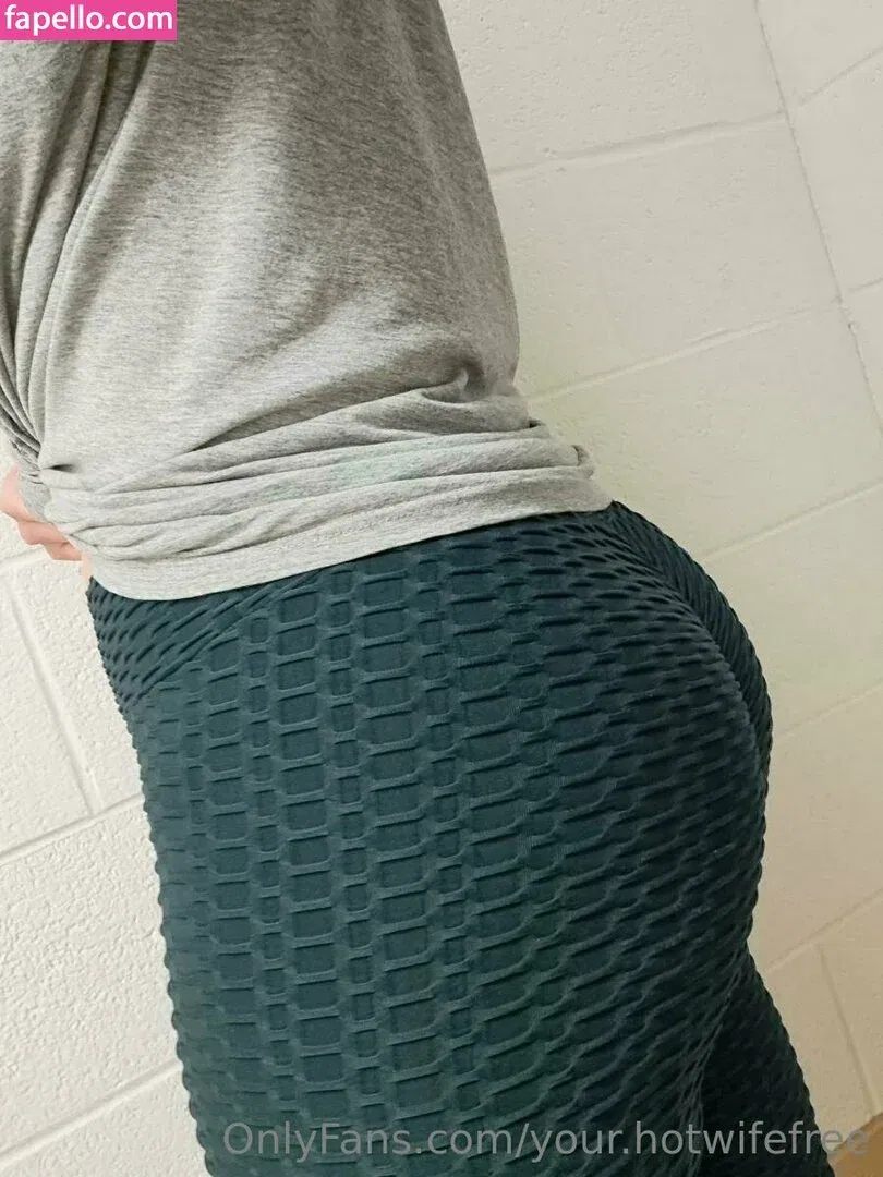 your.hotwifefree Onlyfans Photo Gallery 