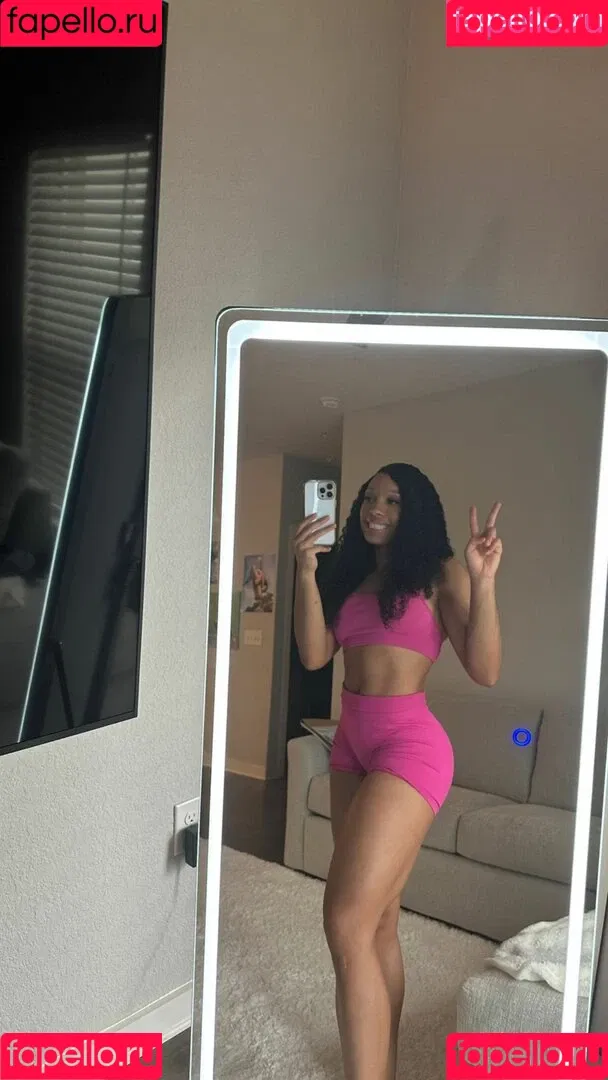 Layla Diggs Onlyfans Photo Gallery 